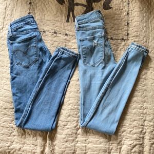 Pair Levi’s Skinny Jeans size 24